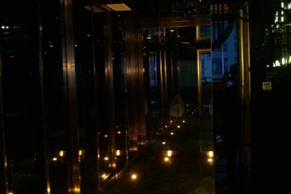 山城夜色，养生之旅：重庆夜生活探秘记